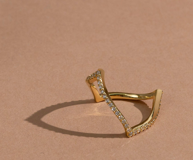ALIKA RING WHITE DIAMONDS