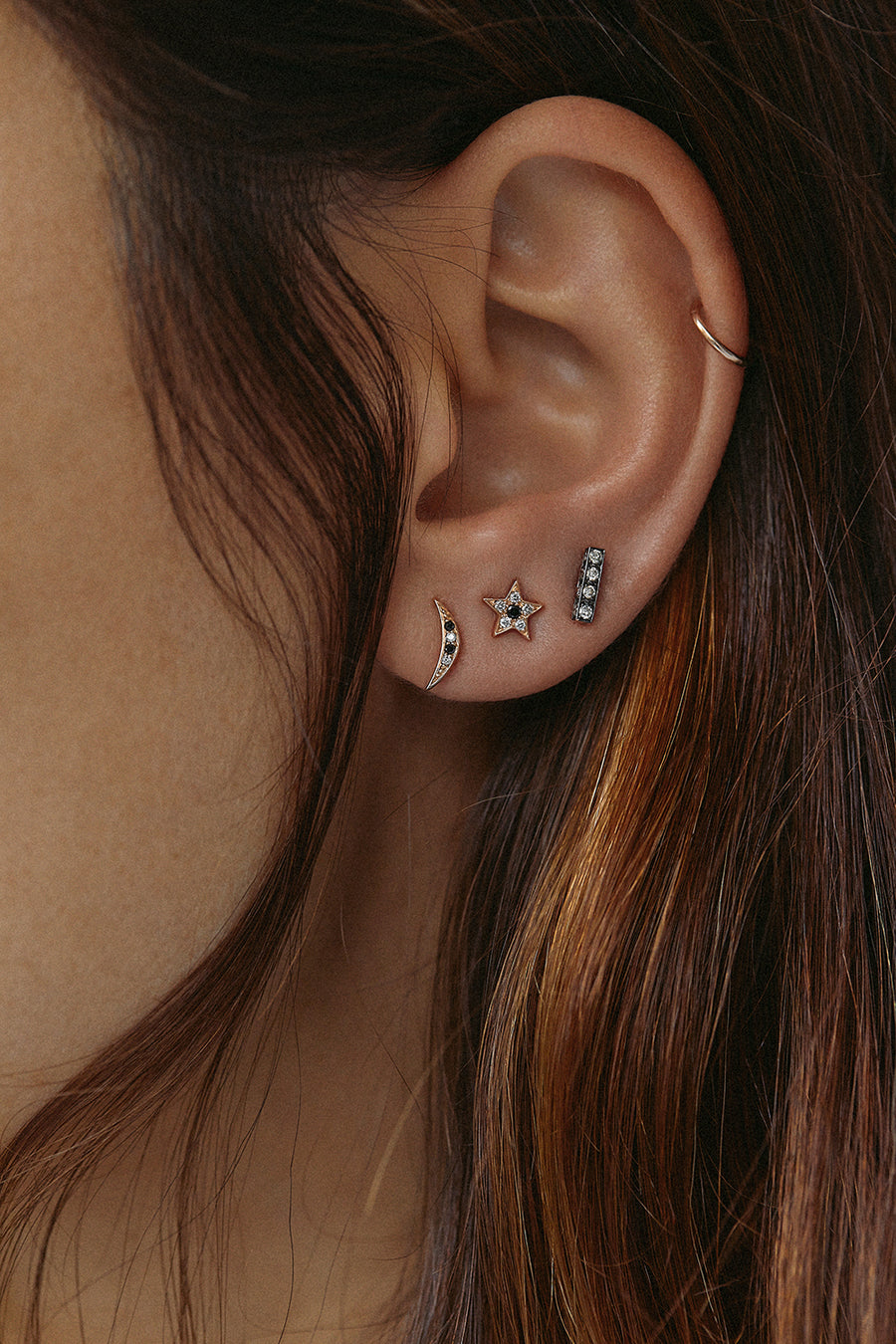 GREY DIAMONDS