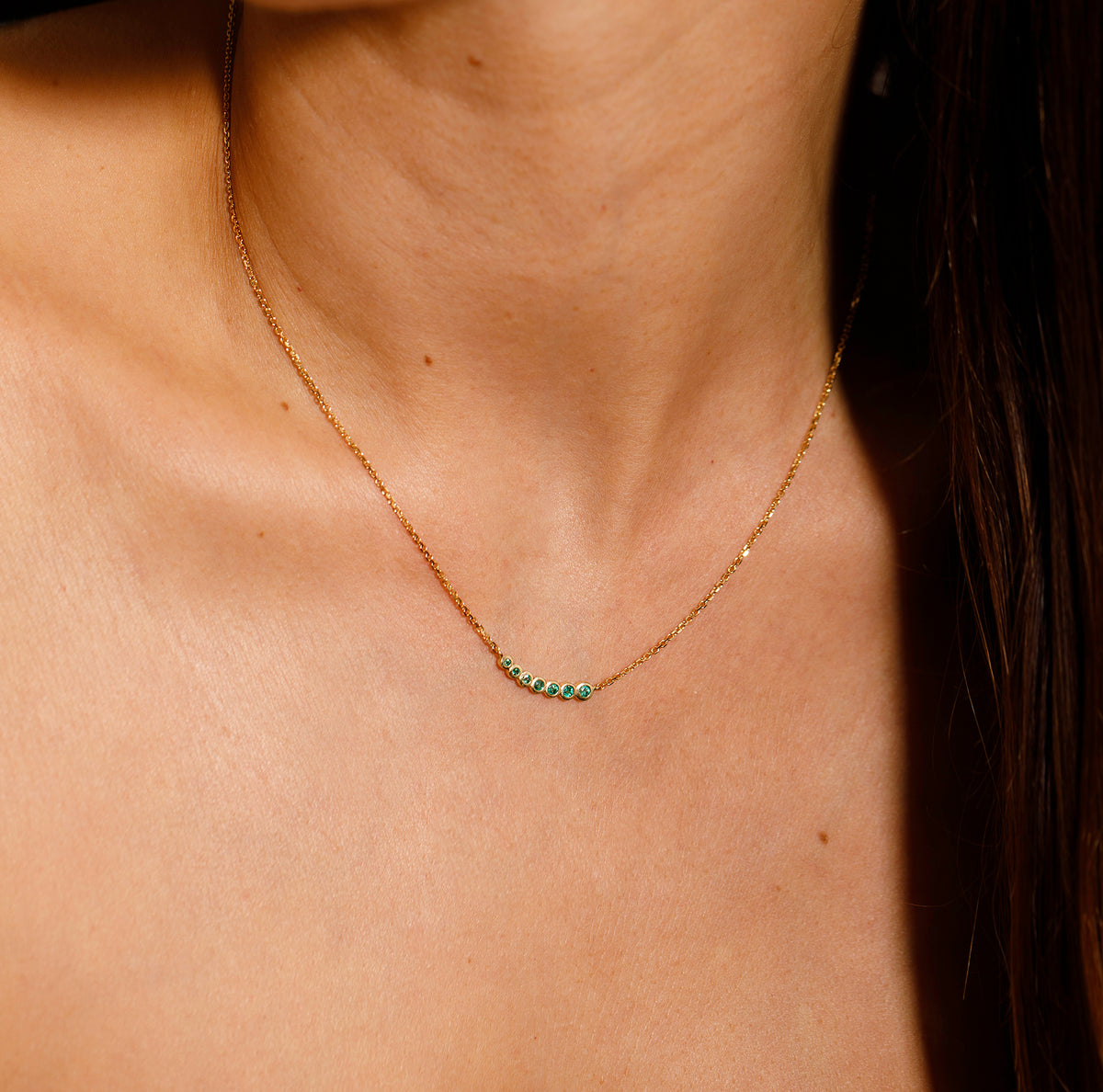 VALTINA NECKLACE EMERALDS