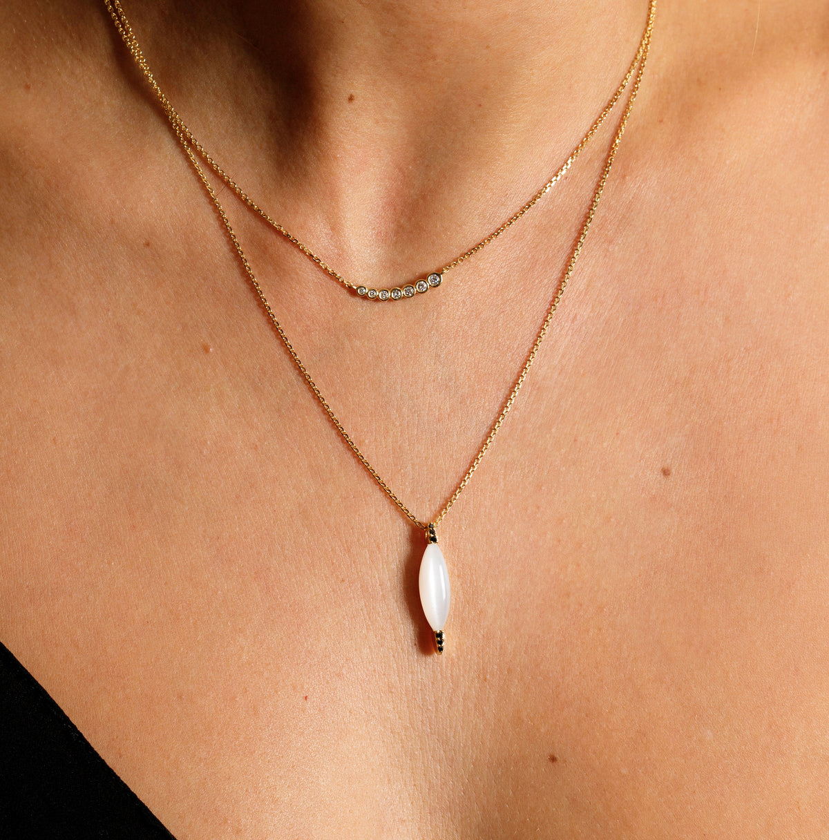 VALTINA NECKLACE WHITE DIAMONDS