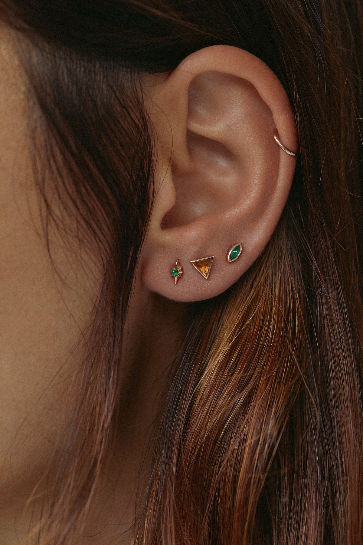 CAPELLA STUD EMERALD
